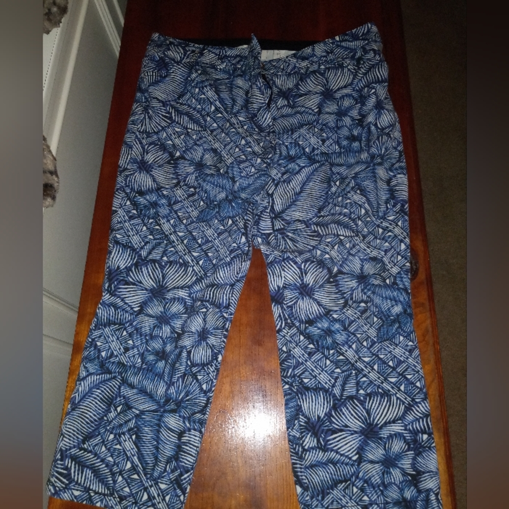 Womens Chicos Capri pants